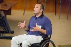 Handry Satriago, Memimpin Perusahaan Di Kursi Roda