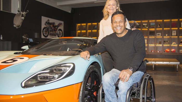 Jason Watt Meski Lumpuh Tetap Bisa Kebut-kebutan di Sirkuit