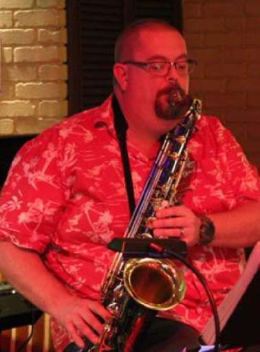 Andrew Fairbairn Seorang Pemain Saksofon Diamputasi