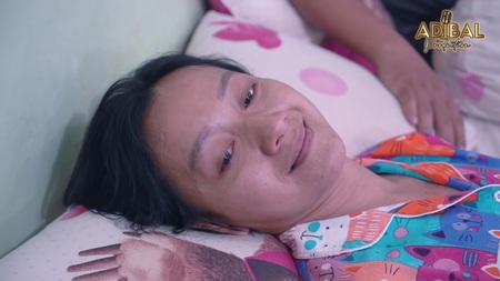 Elyn Munchen Seorang Pendangdut Lumpuh