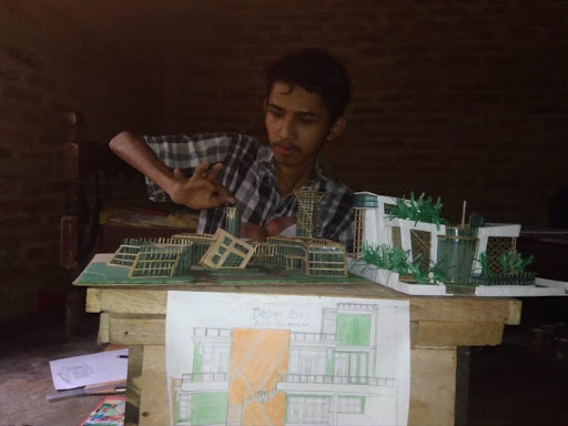 Pemuda Disabilitas Pantang Menyerah Berkarya