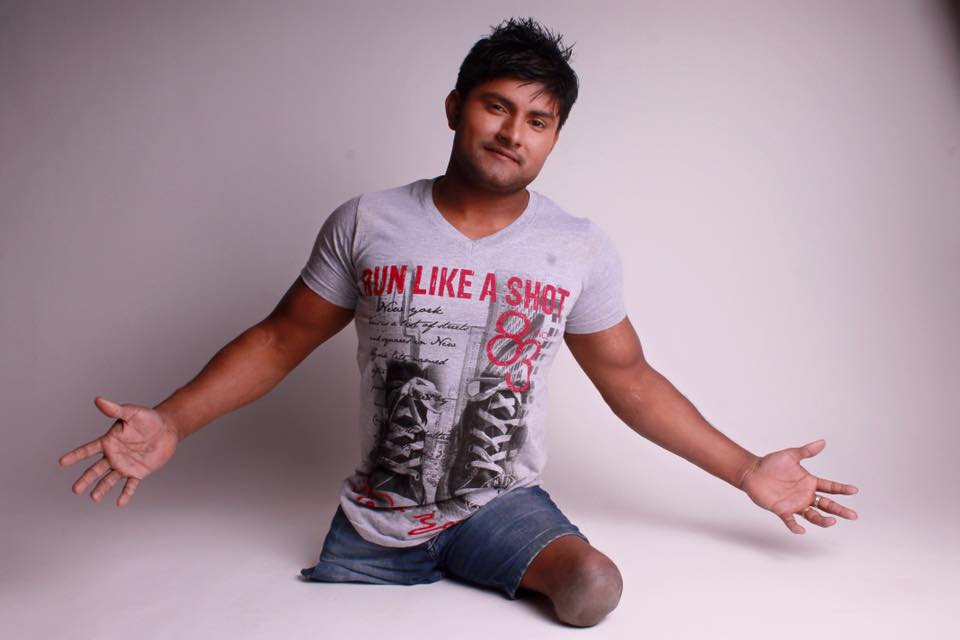 Pria Disabilitas Tukang Servis Yang Berbakat