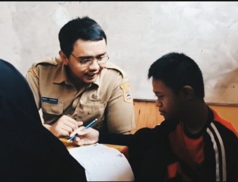 Sosok Pahlawan Difabel Pengendara Skateboard