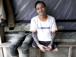 Preman Tobat Setelah Kedua Kakinya Tergilas Kereta Api