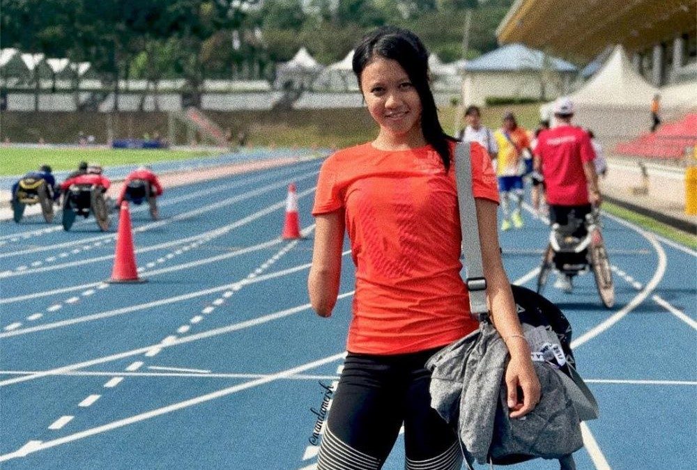 Atlet Cantik, Ditolak Sekolah karena Punya Satu Tangan