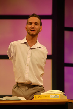 Nick Vujicic Difabel Inspiratif Sukses Ubah Hidup Jutaan Orang