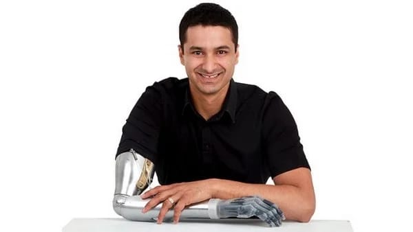 Sam Cawthorn Difabel Berprestasi