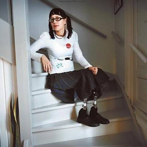 Kaisa Leka Pengendara Sepeda dengan Prostetik