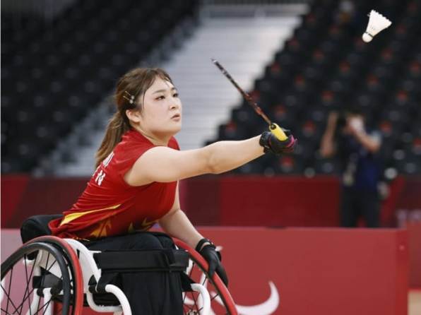 Sarina Satomi Ratu Bulu Tangkis Kursi Roda Dunia