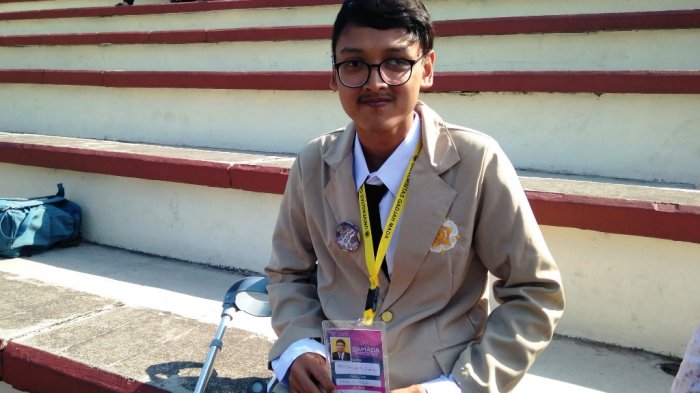 Keberhasilan Farouq dalam menggapai pendidikan