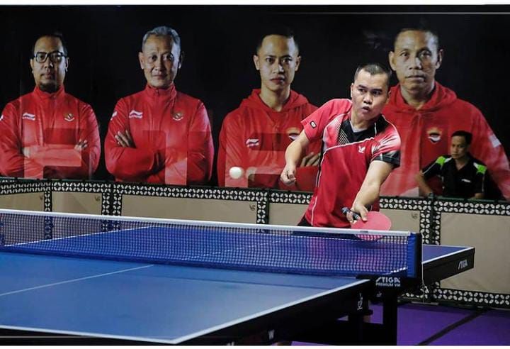 Komet Akbar, terus bersinar seperti bintang