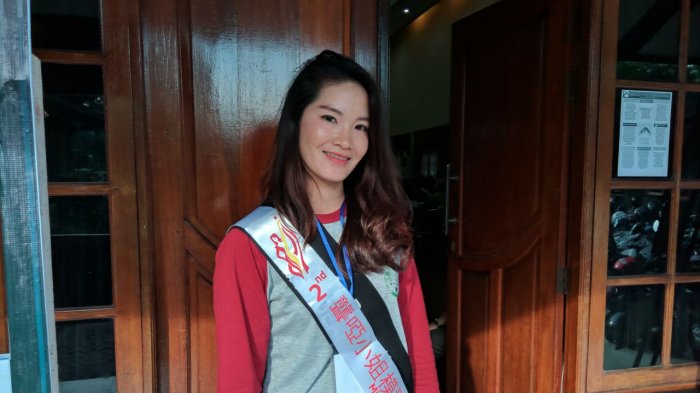 Lidya Alvani Taslim sebagai Runner up Indonesia Deaf Talent 2015