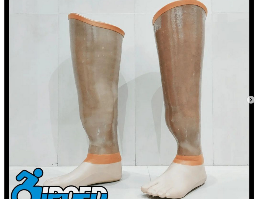 Tepat Lutut Dua Tungkai