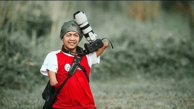 Ahmad Zulkarnain, Fotografer Difabel yang Mendunia