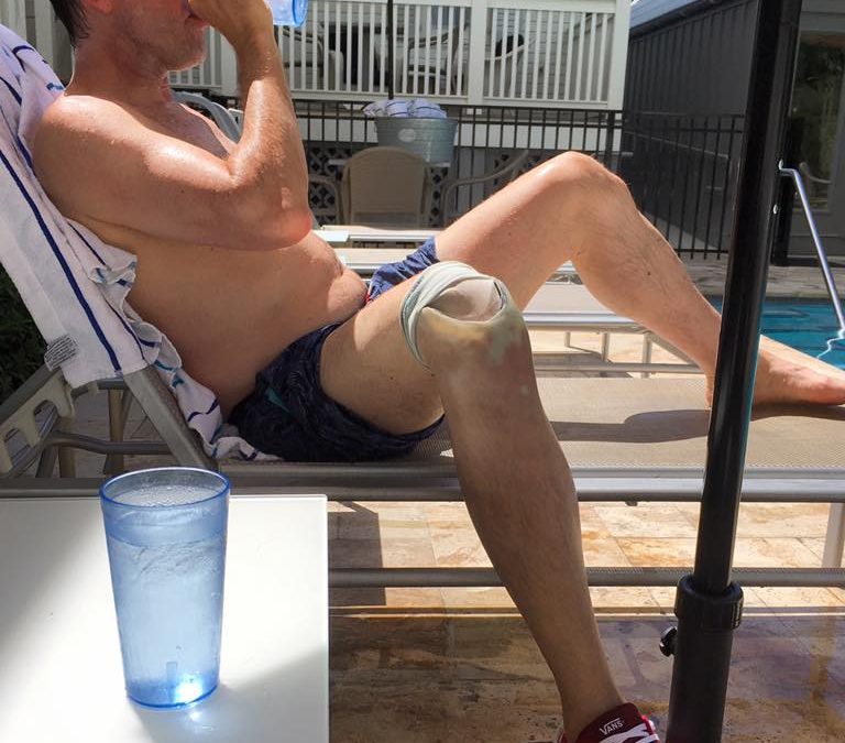 Erik Stolhanske, Aktor Komedian Difabel