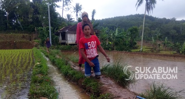 Jenal Bocah Difabel, Bantu Keluarga Bertani