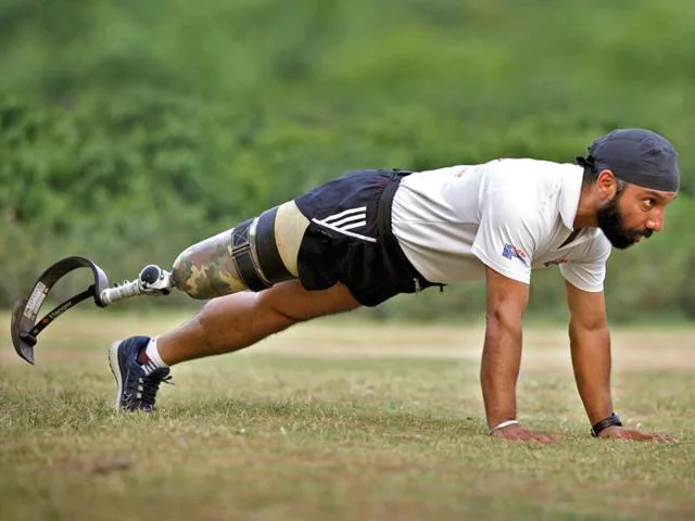 Mayor DP Singh, pria yang melawan kecacatannya untuk lari maraton