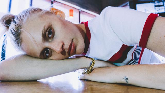 Model cantik Lauren Wasser