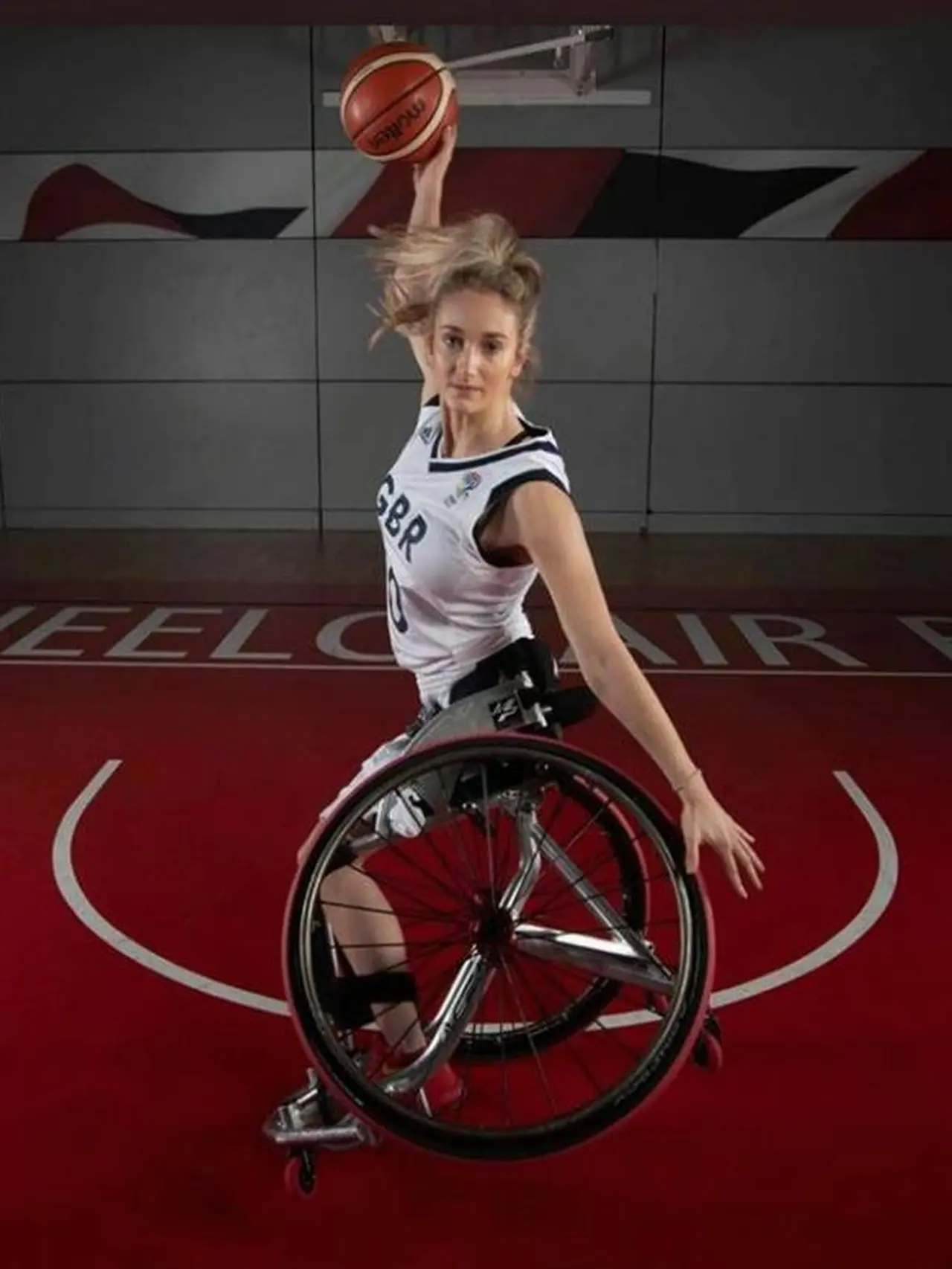 052874000_1575709354-Amy_Conroy__2_