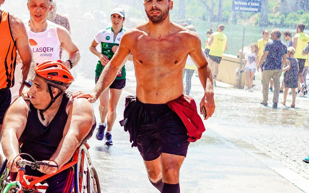 Olahraga Untuk Difabel Mengayuh Mini Cycle