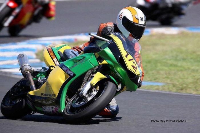 Kisah Pembalap Alan Kempster yang Hanya Punya Satu Tangan dan Kaki