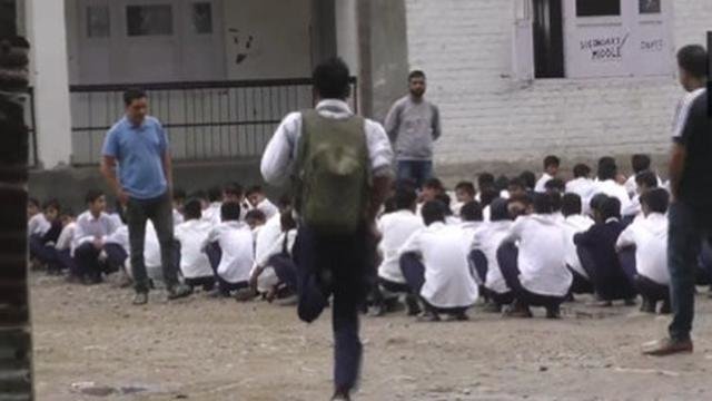 Siswa Difabel asal India Semangat Sekolah