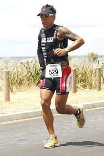 Atlet pelari Jason Lester