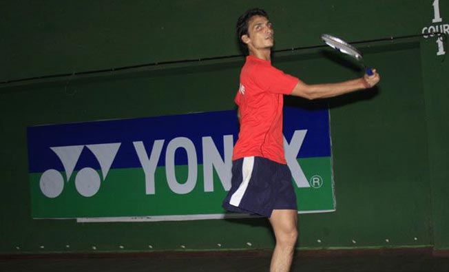 Atlet Bulutangkis Girish Sharma yang Menggunakan Satu Kaki