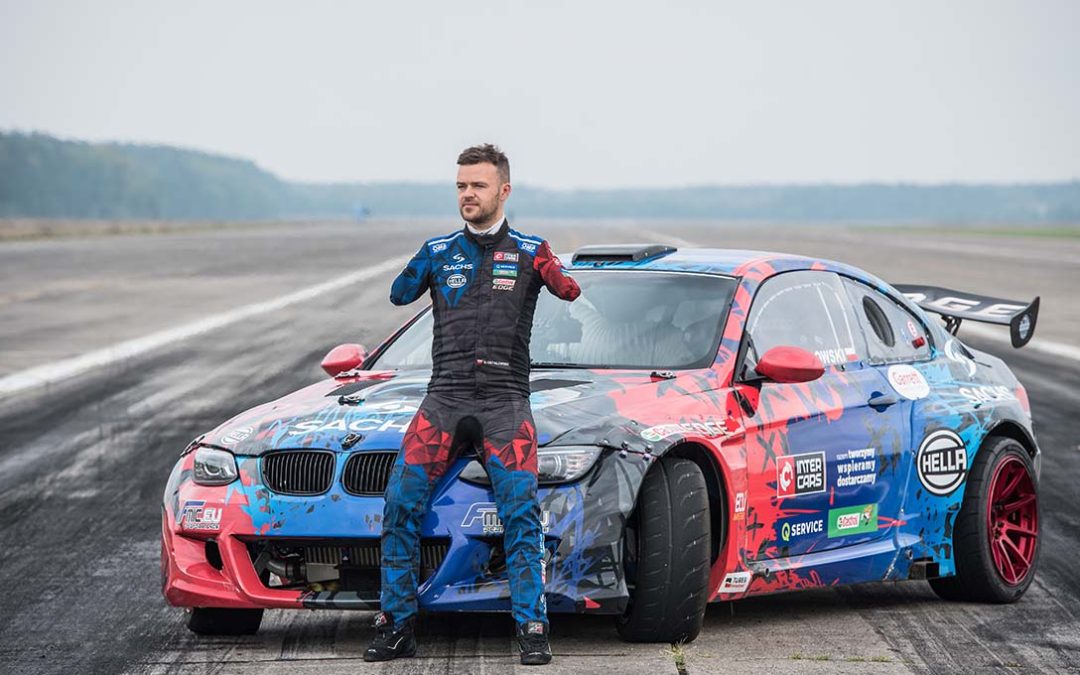 Pembalap Disabilitas Bartosz Ostalowski Pecahkan Rekor Drifting Tercepat Di Dunia