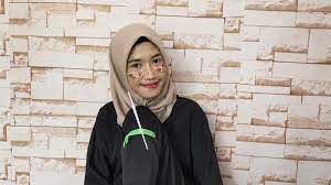 Beauty Vlogger Disabilitas Asal Lampung