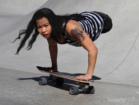 f854fa87-e9a2-4289-9715-252077e7639d