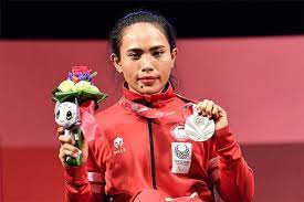 Ni Nengah Widiasih seorang atlet powerlifting 