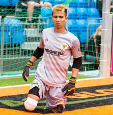 Eman Sulaeman, Tendangan kiper satu kaki