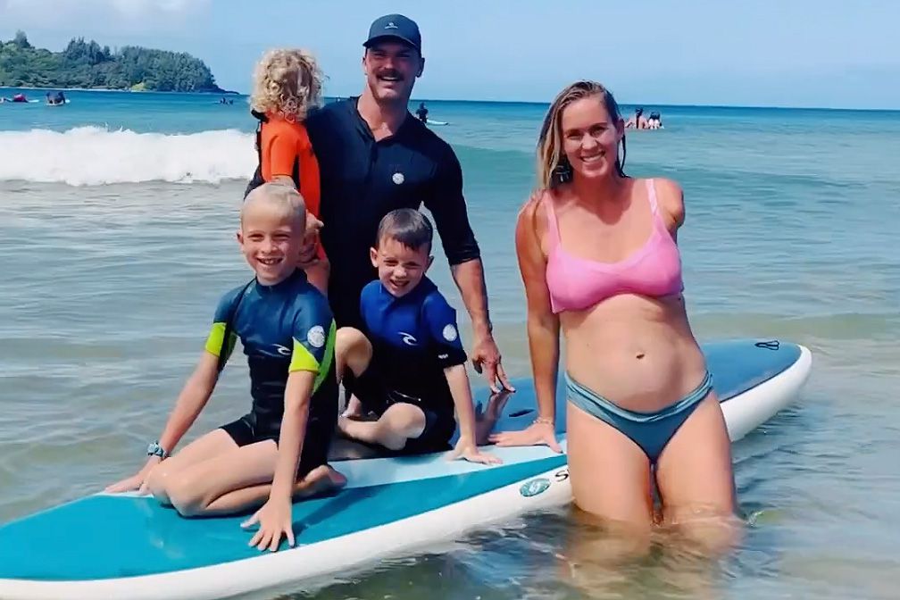 Peselancar dengan Satu Tangan Bethany Hamilton