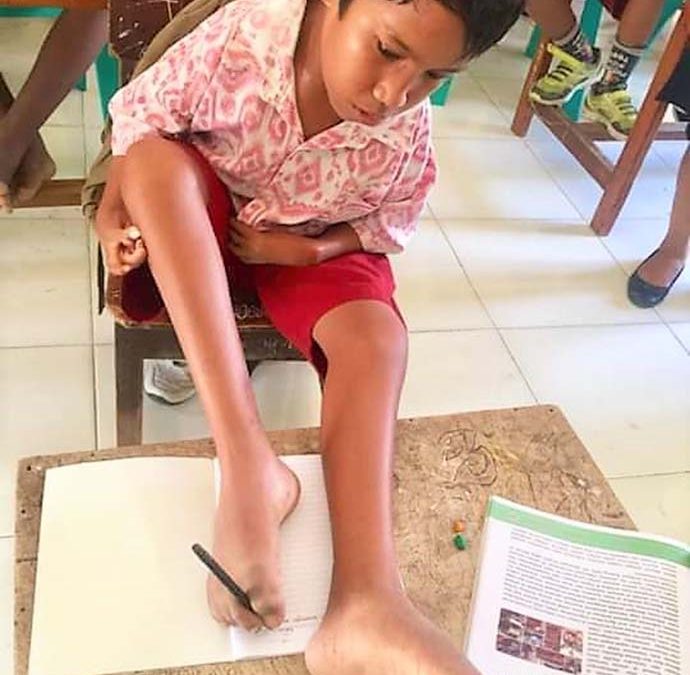 Owen disabilitas Juara Satu Lomba IPA