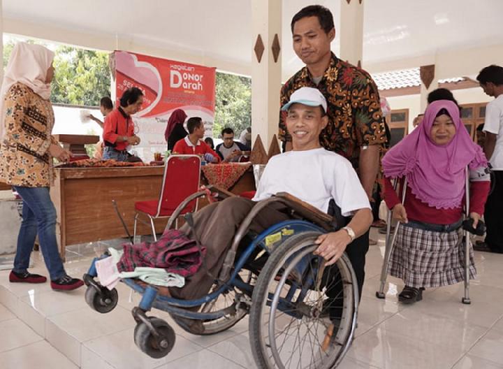 Kisah Penyandang Disabilitas Ditolak Donor Darah