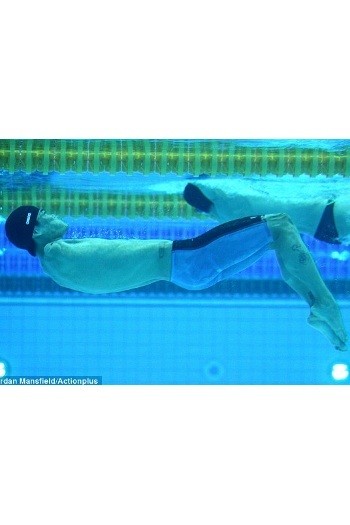 Tao Zheng “Star Swimmer”