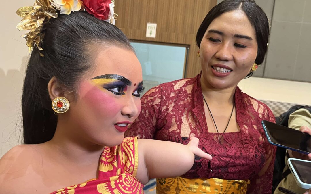 Cerita Penyandang Disabilitas Yang Tampil Di Hadapan Risma Dan Delegasi ASEAN