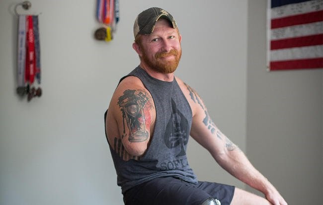 Inspiratif! Punya Satu Kaki dan Tangan, Veteran Amerika Ini Berhasil Jadi Atlet Binaraga