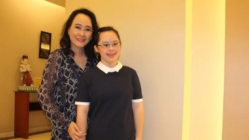 Nama Stephanie Handojo (31)