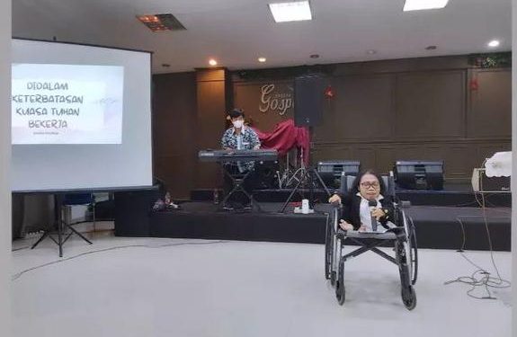 Louisa Handojo Seorang Ibu Difabel yang Sukses Jadi Motivator