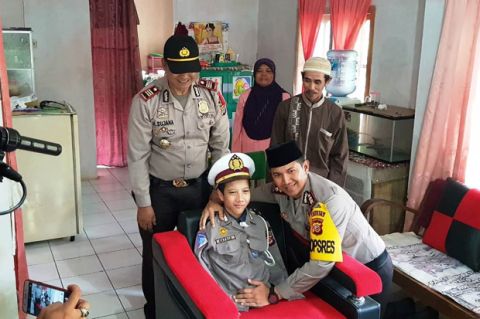 Kapolres Ciamis Tergugah Kisah Inspiratif Penderita Disabilitas