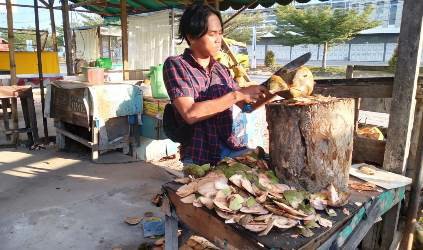 Tidak Menyurutkan Niat Penyandang Disabilitas Ini Berprestasi