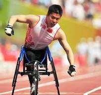 Atlet Tiongkok Zhang Lixin Meraih Medali Emas