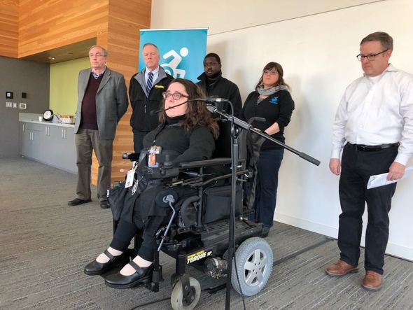 Kisah Nickole Cheron: Kemandirian di Tengah Badai