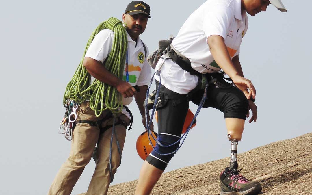 Arunima Sinha: Wanita Amputasi Pertama yang Mencapai Puncak Everest