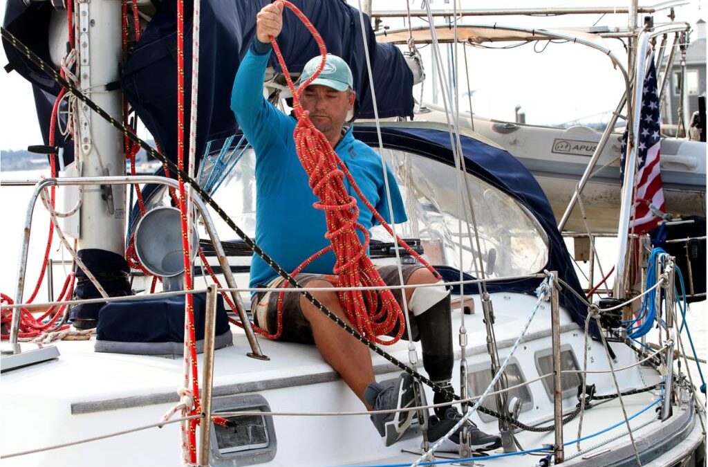 Dustin Reynolds: Pelaut Bertangan Satu yang Mengelilingi Dunia