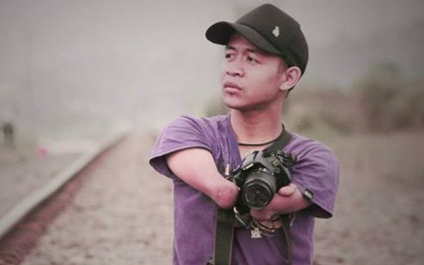 Dzul Baen, Penyandang Disabilitas Sebagai Fotografer