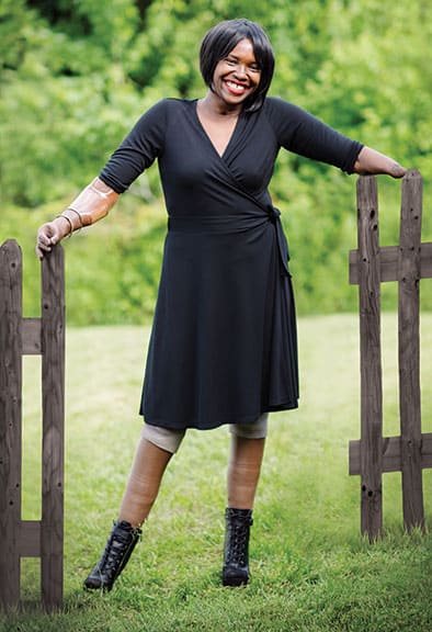 Menaklukkan Hidup dengan Senyuman dan Tekad