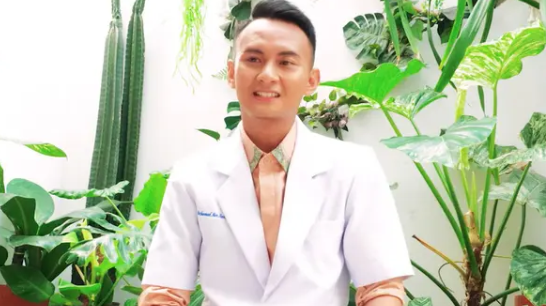 Dokter Gigi Disabilitas yang Sukses Raih Gelar Master di Jerman